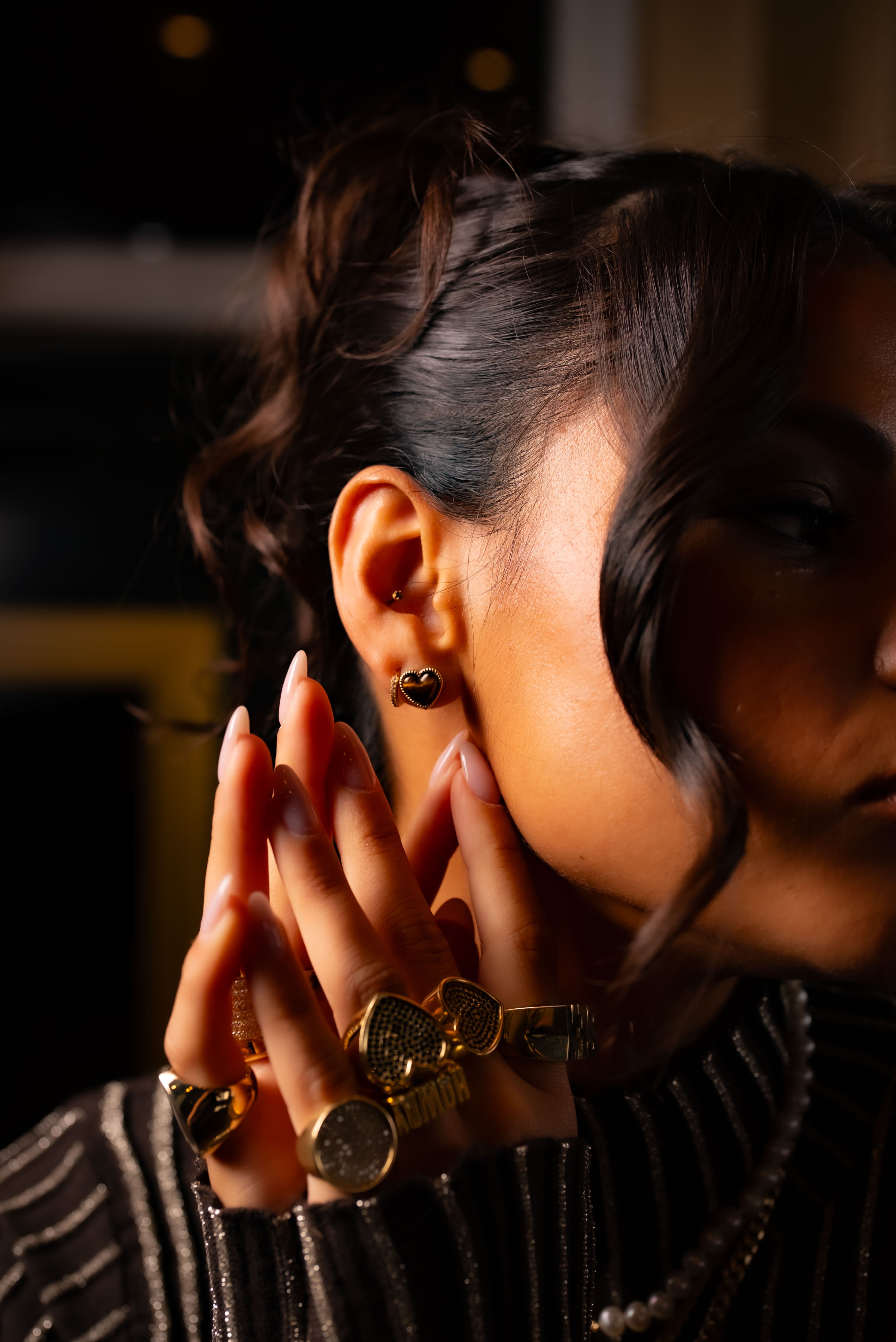 ROPE HEART HUGGIES EARRINGS WITH DIAMONDS