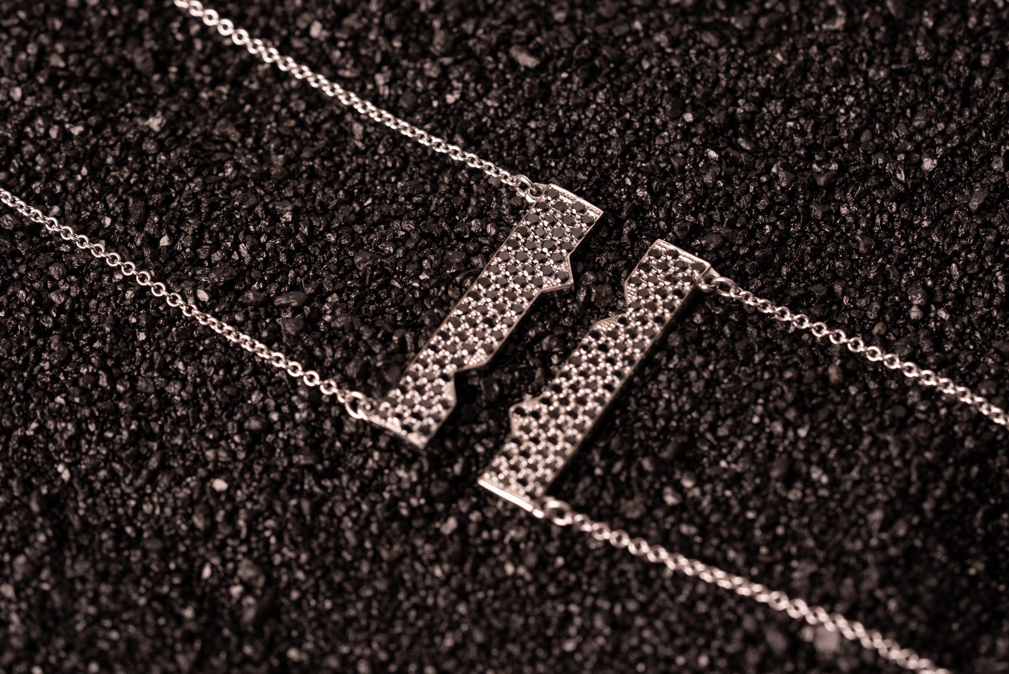 Horizontal Friendship Necklace with Black Diamonds