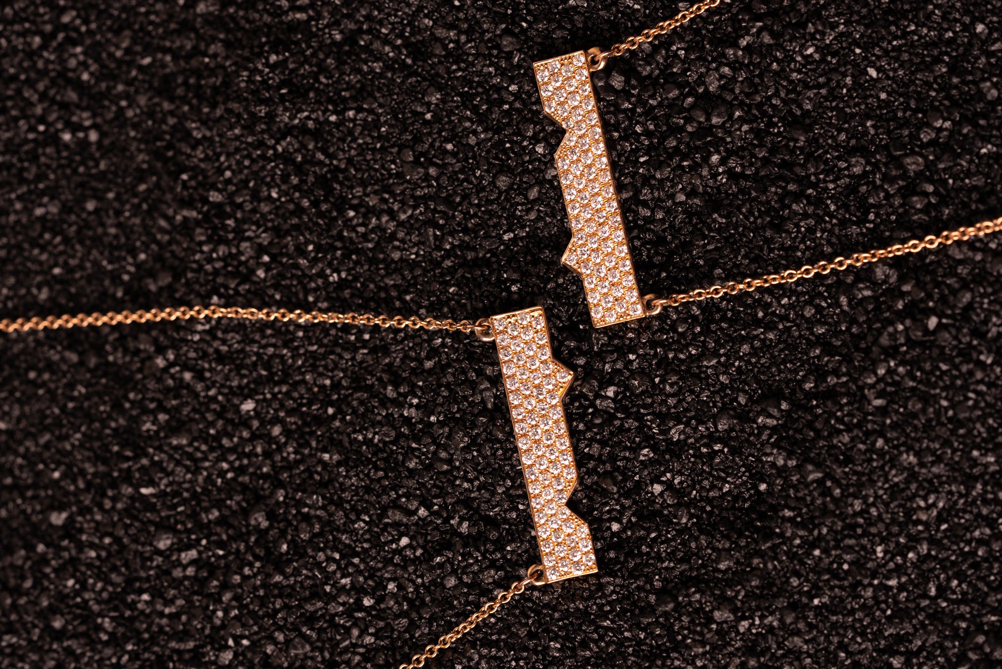 Horizontal Friendship Necklace with Diamonds