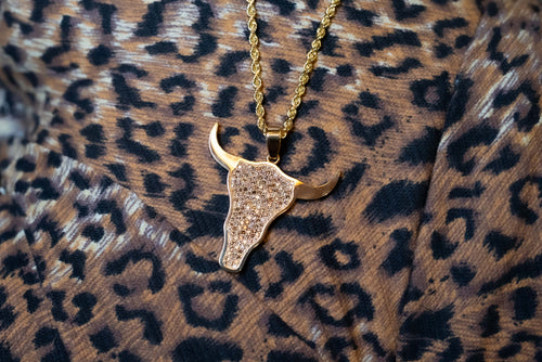 XL BULL HEAD NECKLACE WITH CHOCOLATE DIAMONDS