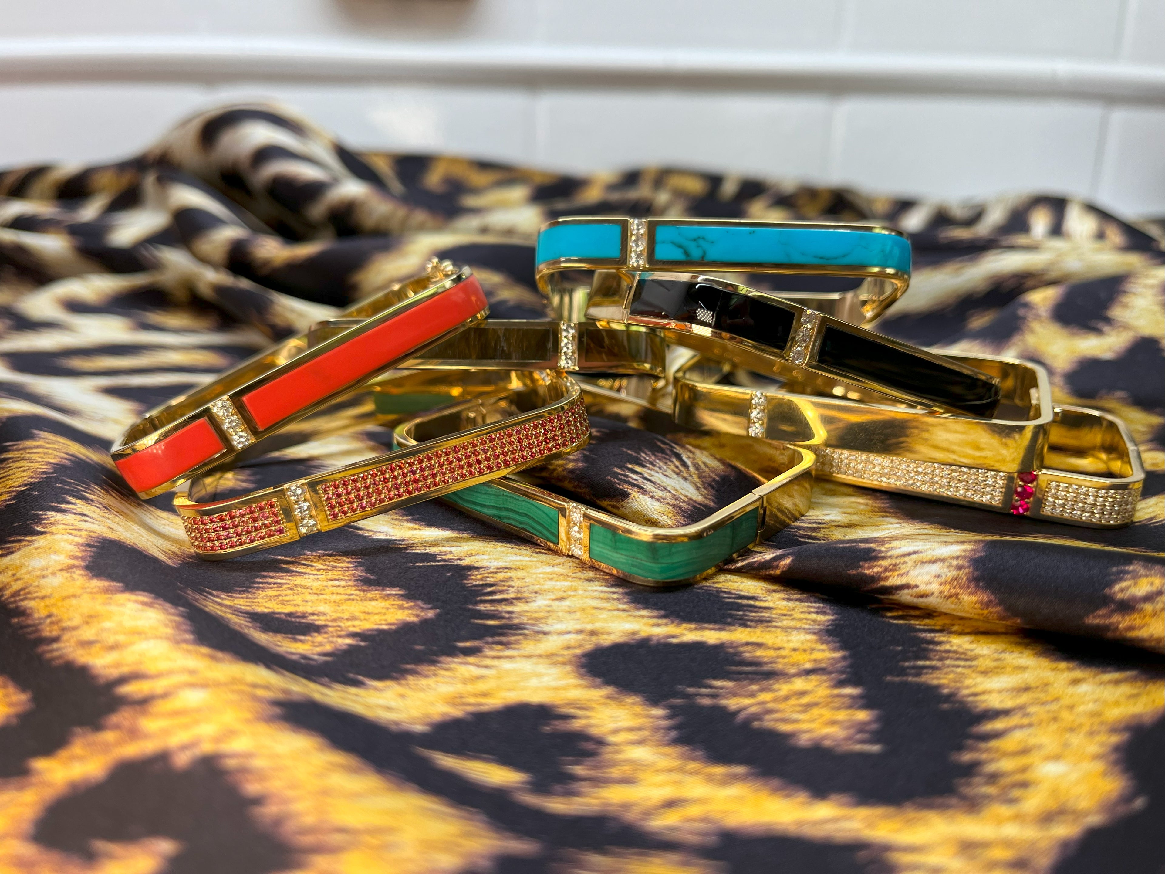 LOCKDOWN BANGLE