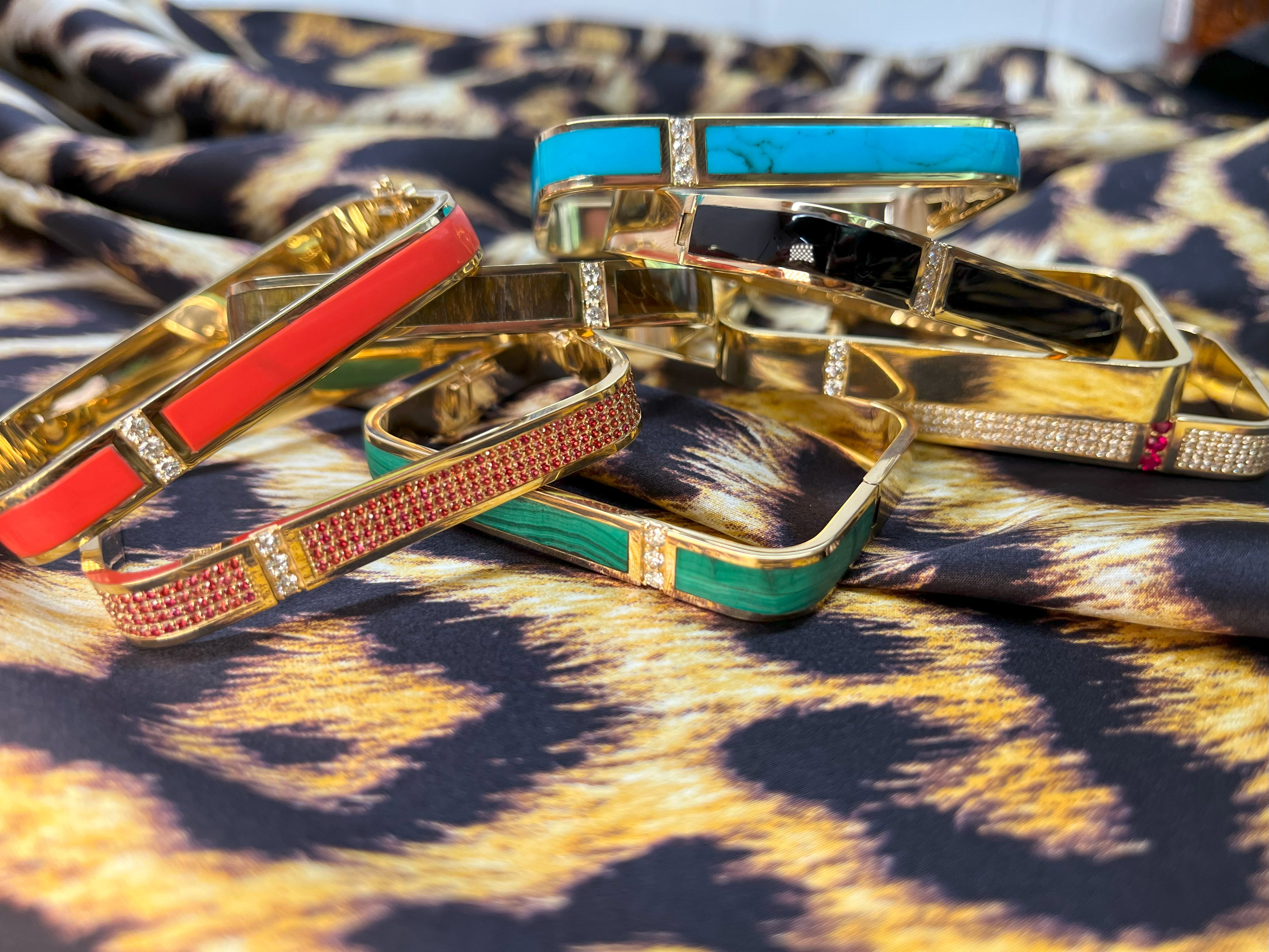 LOCKDOWN BANGLE